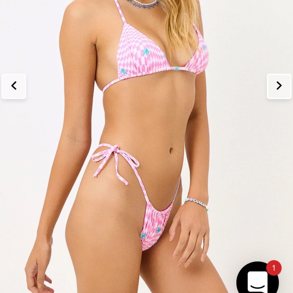 Tia Bottom Creative Print Frankies Bikini’s Size M New with tags